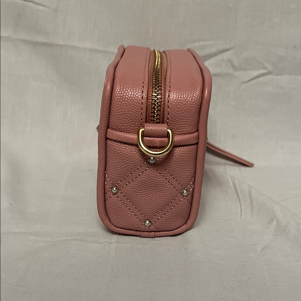 Marc Jacobs The Quilted Softshot 17 in Pink with Pearl Embellishments - Picture 4 of 6